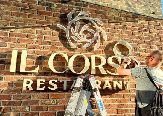 Виготовлення контражурних букв фото