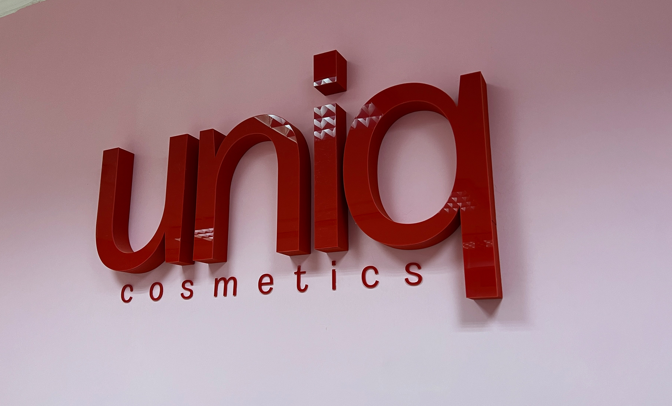 Буквы на стену в офис пример