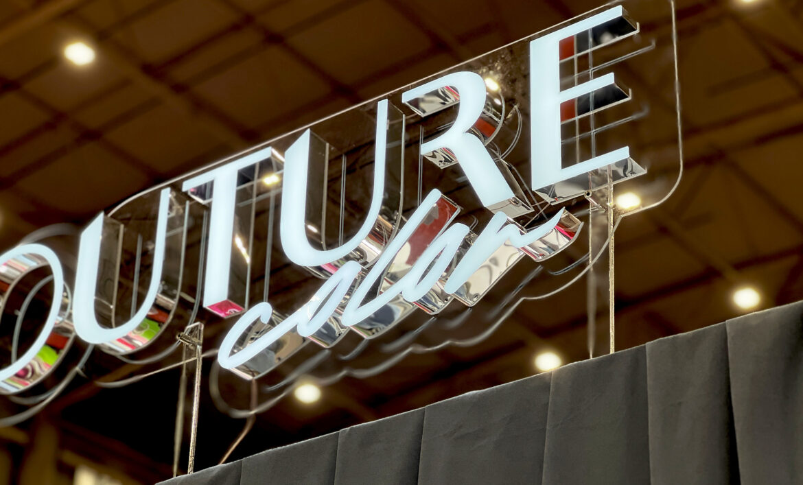 Световой логотип из металла изготовить фото