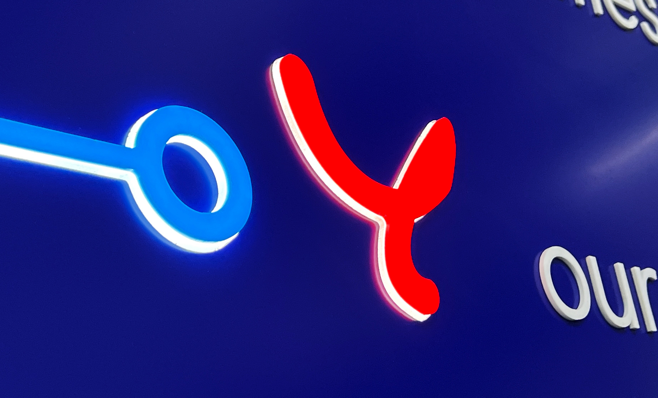 Композитна панель з інкрустацією акрилу фото