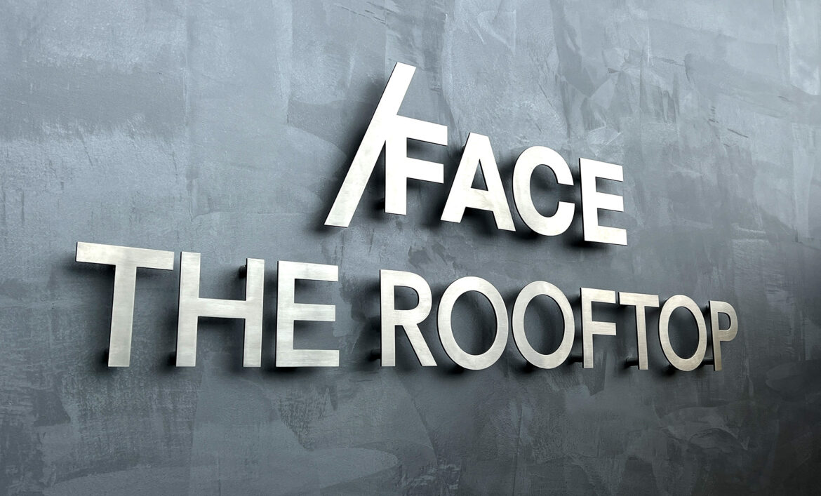 Буквы из нержавейки на относе о стены фото